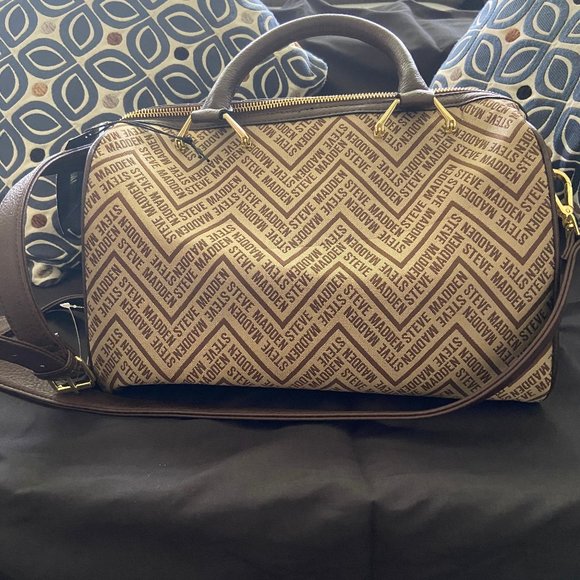 Steve Madden Bjacque Crossbody Speedy Purse - Picture 3 of 3